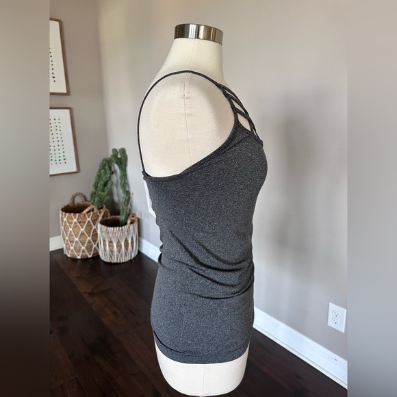 Boutique x Royal & Reese Cami Camisole Tank Strapy Athletic Athleisure Grey LG - Picture 3 of 8